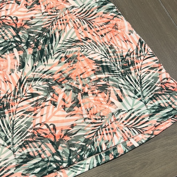 Lady Hagen Tropical Skort - Picture 2 of 12